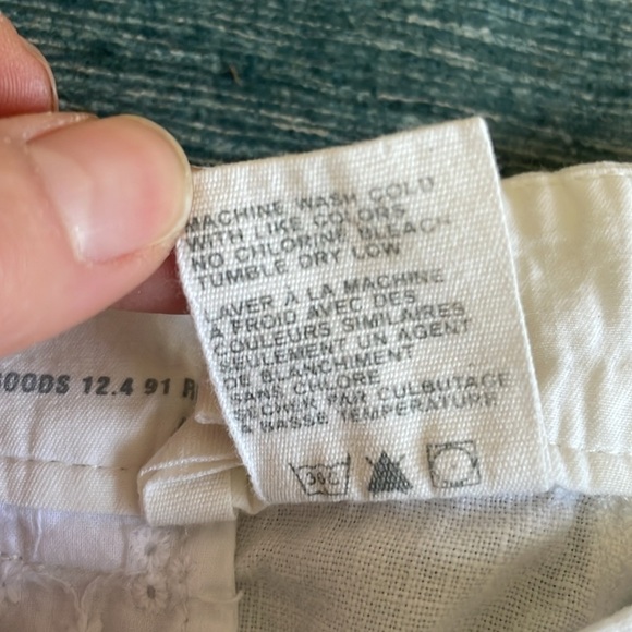 G1 Goods Coastal Linen Capri Pants - Picture 11 of 11